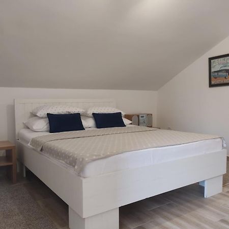 Apartment Maritimo Kotor Buitenkant foto