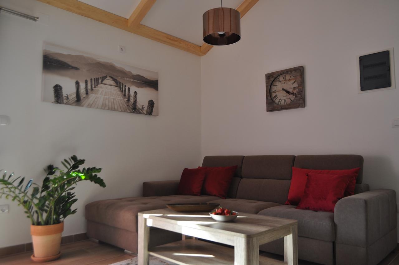 Apartment Maritimo Kotor Buitenkant foto