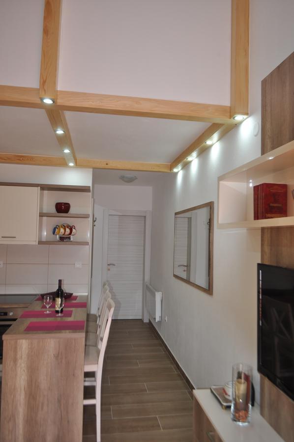 Apartment Maritimo Kotor Buitenkant foto