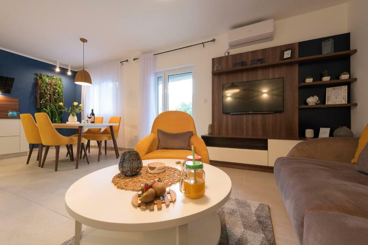 Apartment Maritimo Kotor Buitenkant foto