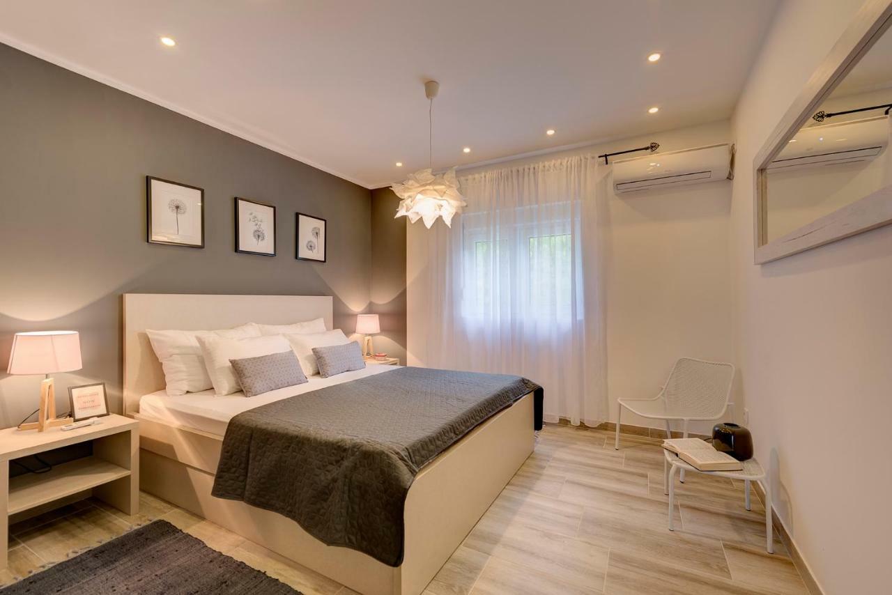 Apartment Maritimo Kotor Buitenkant foto